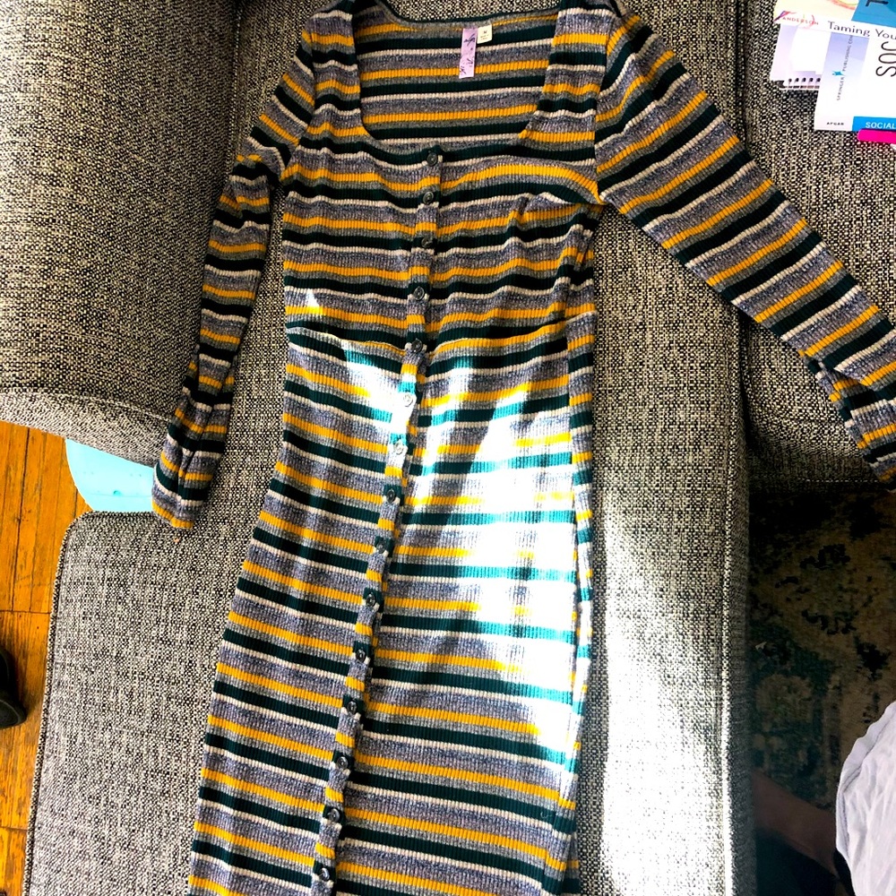Women’s Dress Size M